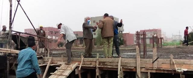 الأعمال الإنشائية بمجمع المصالح الحكومية بمدينة ديرب نجم (3)