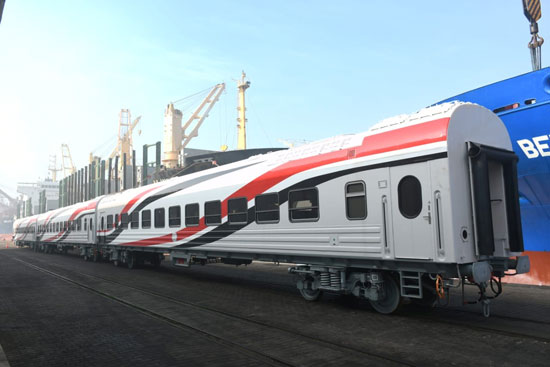 وصول 22 عربة سكة حديد روسية جديدة للركاب ميناء الإسكندرية (11)