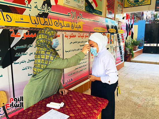 جولة محافظ الإسماعيلية على المدارس (10)