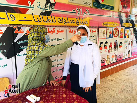 جولة محافظ الإسماعيلية على المدارس (11)