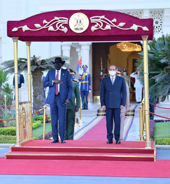 الرئيس-السيسى-يستقبل-نظيره-رئيس-جنوب-السودان--(4)