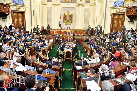 الجلسة العامة بالبرلمان