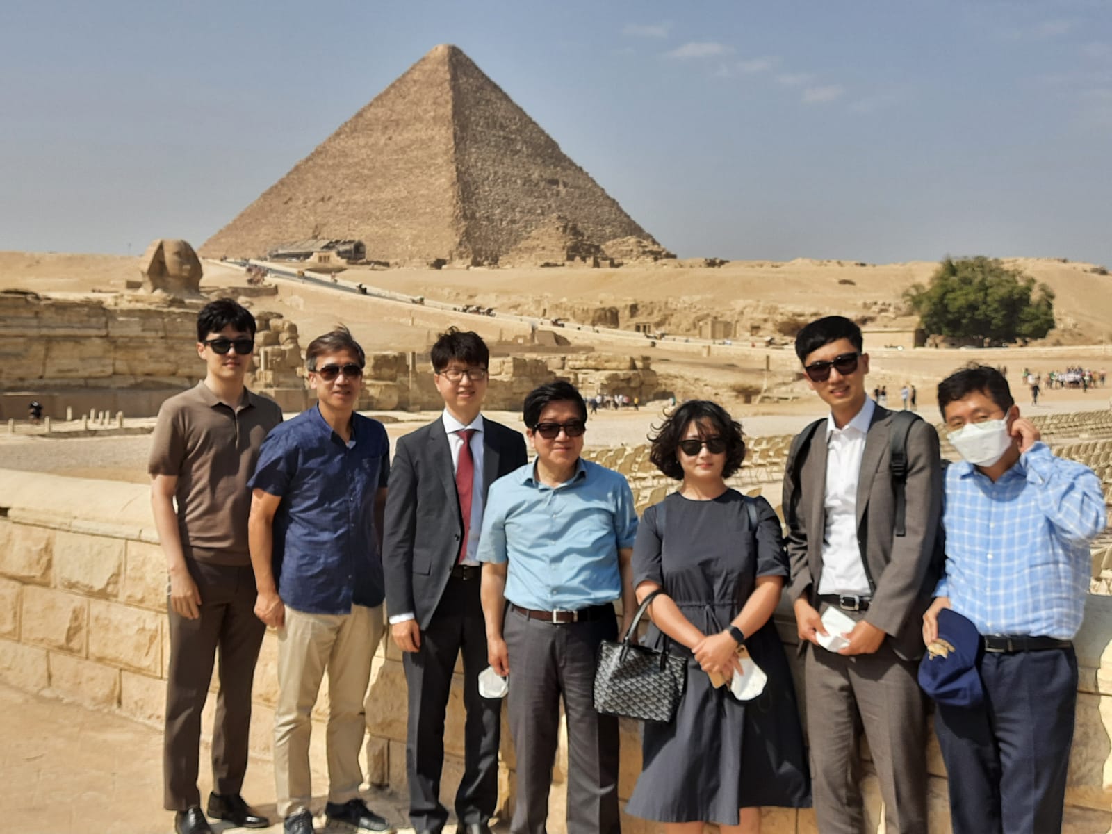 خلال الزيارة خلال الزيارة