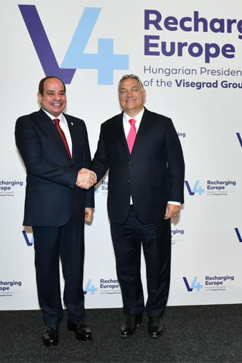 رئيس وزراء المجر يرحب بالرئيس السيسي