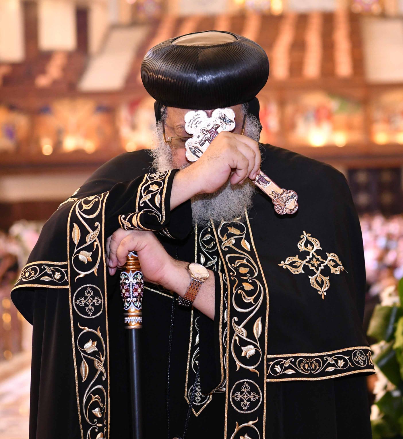 جنازة الانبا كاريس اسقف المحلة (16)