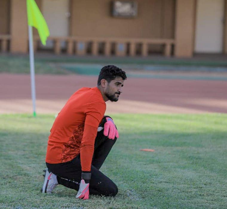 على لطفي حارس الاهلي