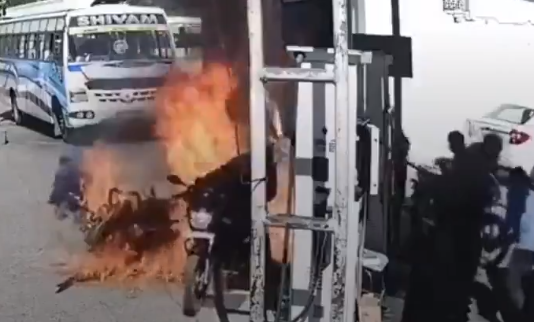 هروب السائقين من النار