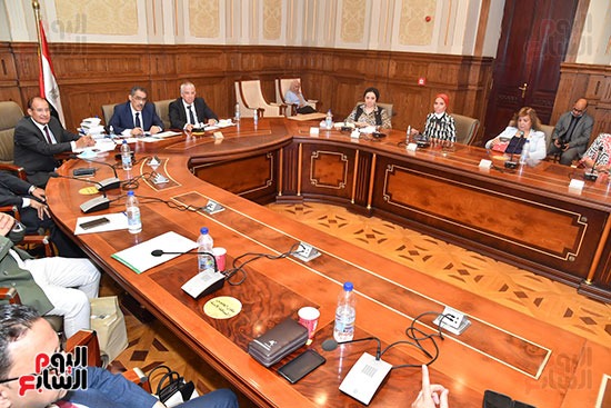اجتماع لجنة العلاقات الخارجية بمجلس النواب برئاسة النائب كريم درويش بحضور دكتور ضياء رشوان (2)