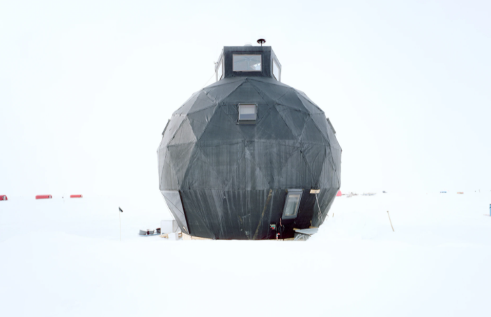 مشنأة بحثية لرداسة بيئة الجليد فى جرينلاند