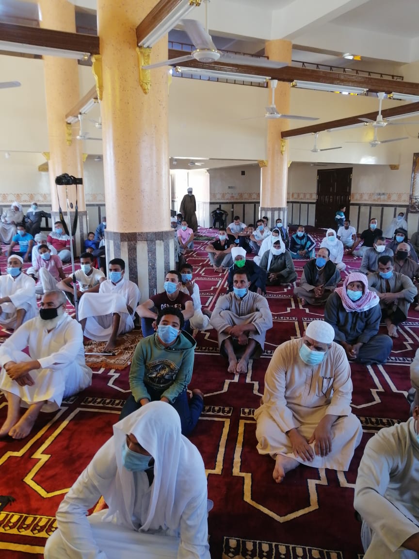 افتتاح مسجدين جديدين بمركزي بلاط والفرافرة