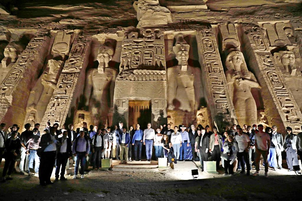 أكثر من 30 سفير في مصر يزور معبد أبي سمبل