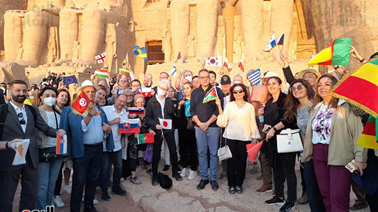 تعامد الشمس على وجه الملك رمسيس (11)