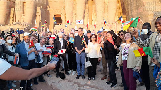 تعامد الشمس على وجه الملك رمسيس (12)