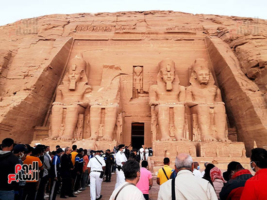 تعامد الشمس على وجه الملك رمسيس (17)