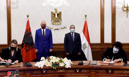 رئيس الوزراء مصطفى مدبولى و إيدي راما رئيس وزراء ألبانيا  (12)