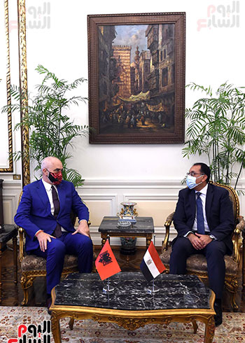 رئيس الوزراء مصطفى مدبولى و إيدي راما رئيس وزراء ألبانيا  (2)
