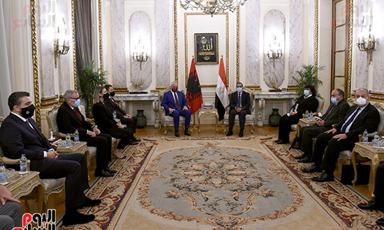 رئيس الوزراء مصطفى مدبولى و إيدي راما رئيس وزراء ألبانيا  (7)