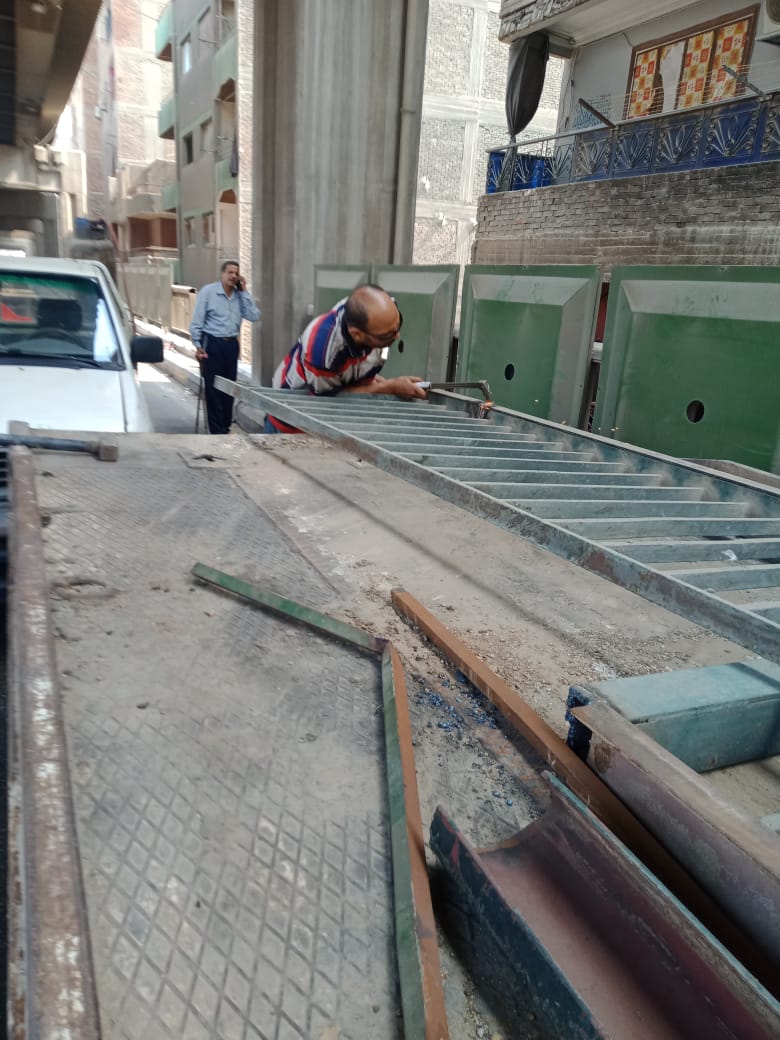 اعمال صيانة كوبرى الساحل ومحور صفط (6)