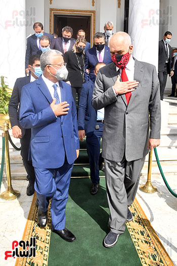 رئيس مجلس النواب ورئيس وزراء ألبانيا (11)
