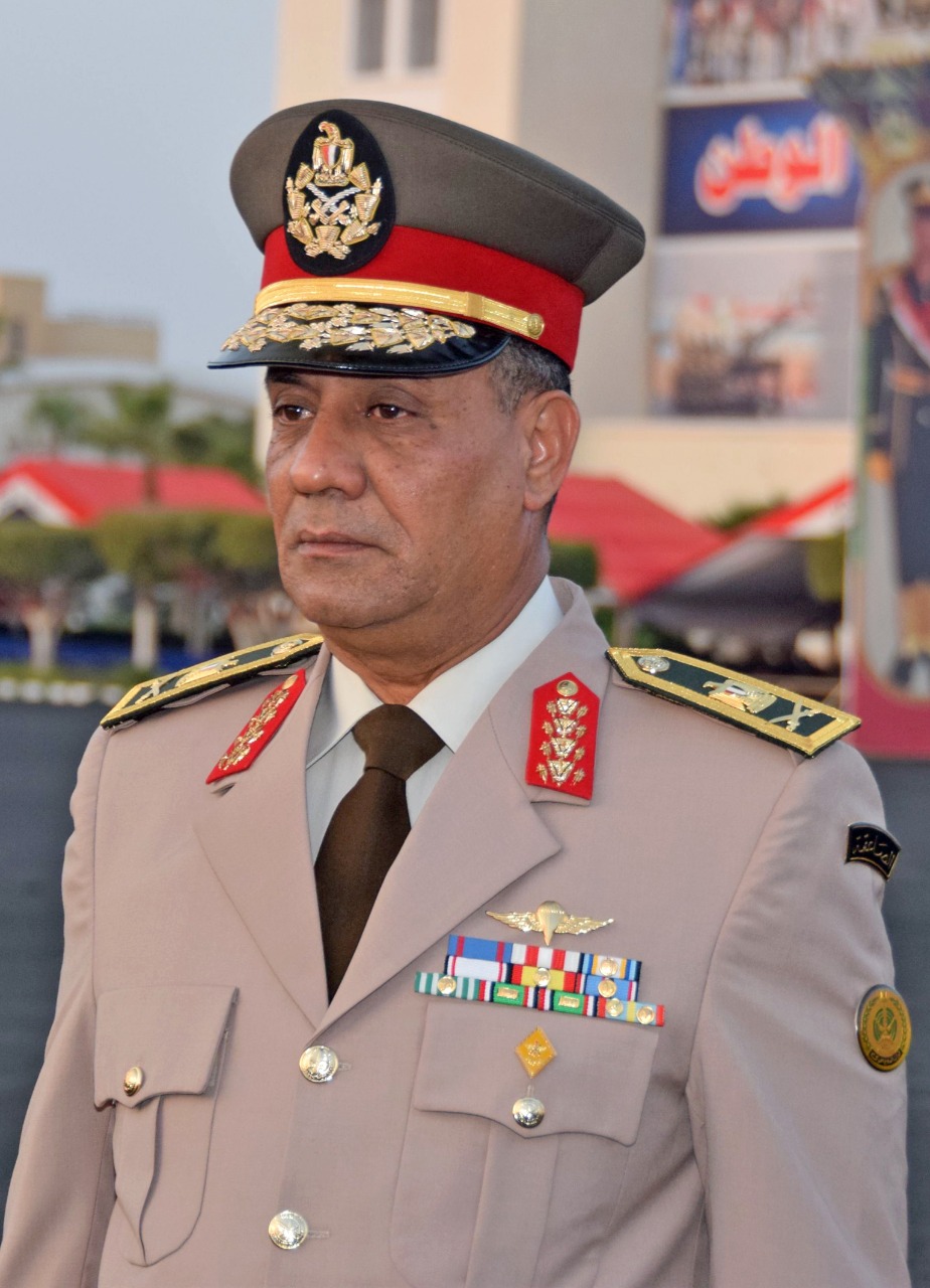 اللواء أشرف سالم زاهر مدير الكلية الحربية