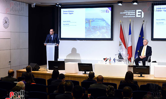 لقاء رئيس الوزراء مع ممثلى 90 شركة  فرنسي (11)