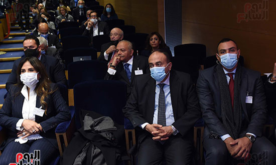 لقاء رئيس الوزراء مع ممثلى 90 شركة  فرنسي (5)