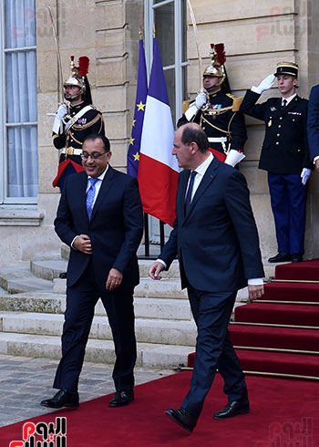 مصطفى مدبولى، رئيس مجلس الوزراء وجون كاستيكس، رئيس وزراء فرنسا (22)