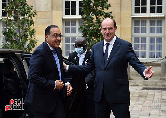 مصطفى مدبولى، رئيس مجلس الوزراء وجون كاستيكس، رئيس وزراء فرنسا (2)