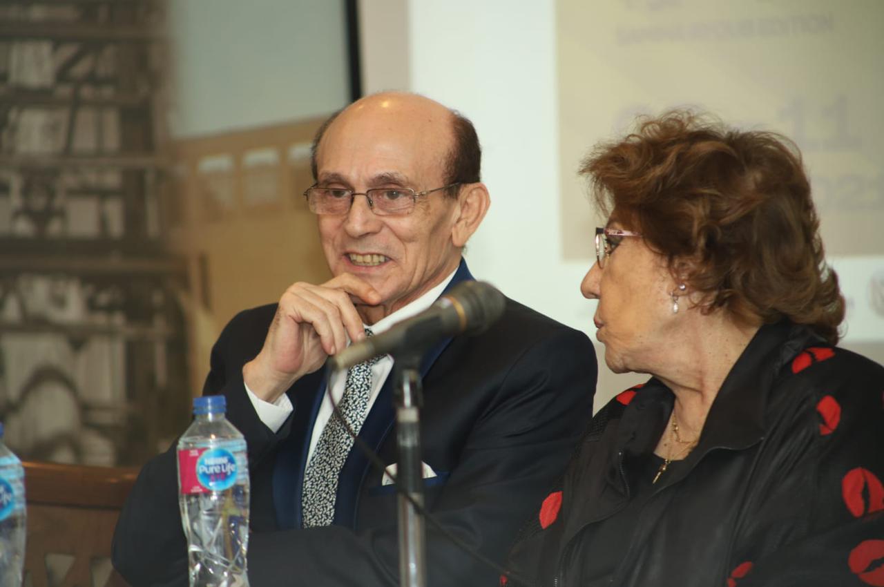 سميحة أيوب ومحمد صبحى بالمؤتمر الصحفي لمهرجان شرم الشيخ للمسرح الشبابي (6)