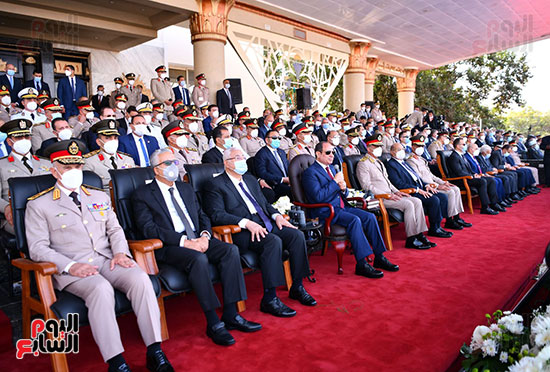 الرئيس السيسى يشهد حفل تخرج دفعة جديدة من طلبة الكليات العسكرية  (19)