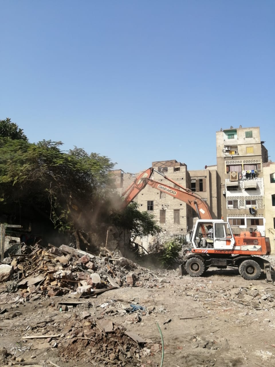 إخلاء الخرابات بمناطق القاهرة التاريخية (2)