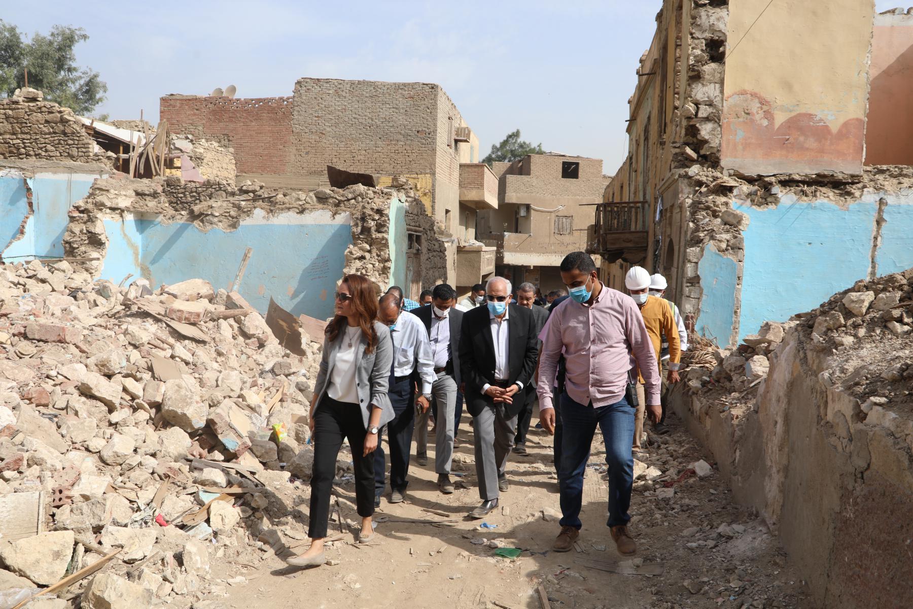 محافظ الجيزة يتفقد أعمال تطوير منطقة سن العجوز (1)