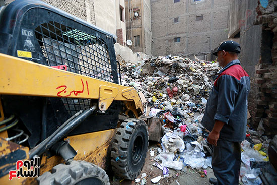 رفع الاشغالات والقمامة في منطقة السيدة زينب  (6)