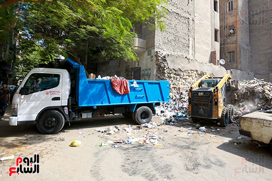 رفع الاشغالات والقمامة في منطقة السيدة زينب  (12)