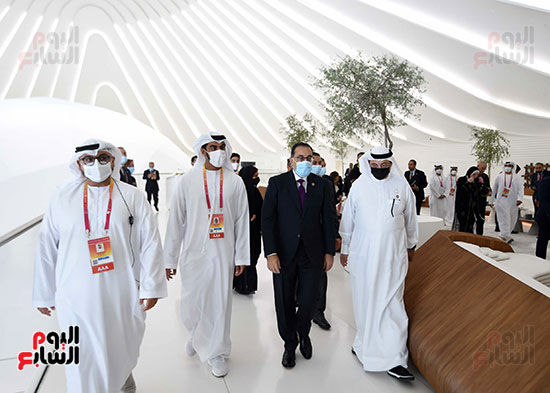 رئيس الوزراء يزور جناح دولة الإمارات فى معرض إكسبو (7)