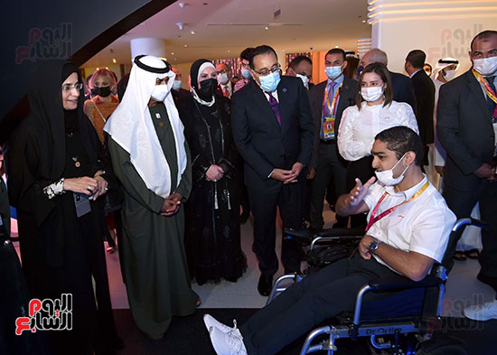 رئيس الوزراء يتفقد الجناح المصري المشارك في معرض إكسبو 2020 دبي   (24)
