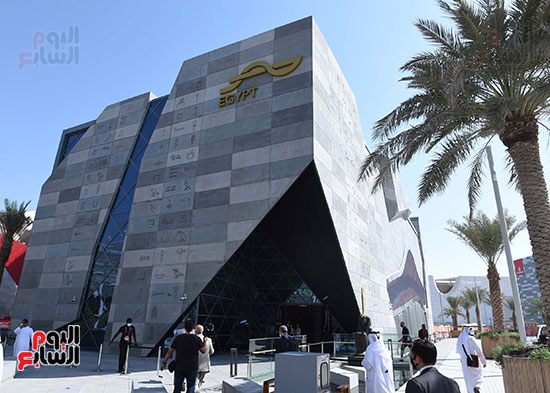 رئيس الوزراء يتفقد الجناح المصري المشارك في معرض إكسبو 2020 دبي   (22)