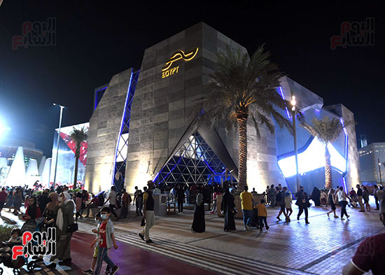 رئيس الوزراء يتفقد الجناح المصري المشارك في معرض إكسبو 2020 دبي   (5)