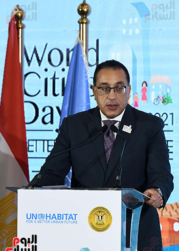 حضور رئيس الوزراء مؤتمراليوم العالمى للمدن بالاقصر  (25)