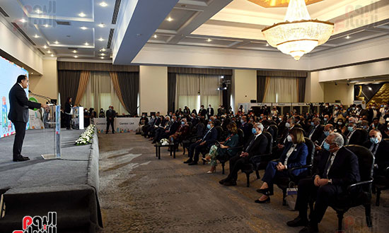 حضور رئيس الوزراء مؤتمراليوم العالمى للمدن بالاقصر  (30)
