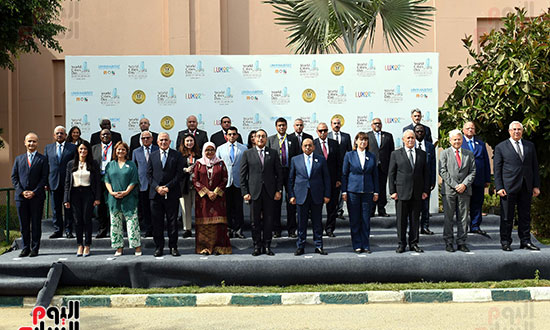 حضور رئيس الوزراء مؤتمراليوم العالمى للمدن بالاقصر  (31)
