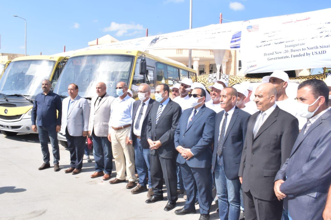 20 حافلة منحة أمريكية إلى محافظة شمال سيناء (6)