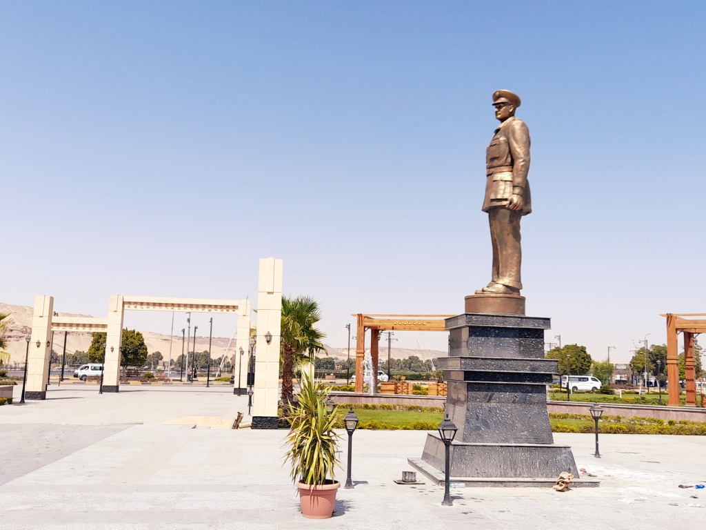 تمثال الرئيس الراحل جمال عبد الناصر