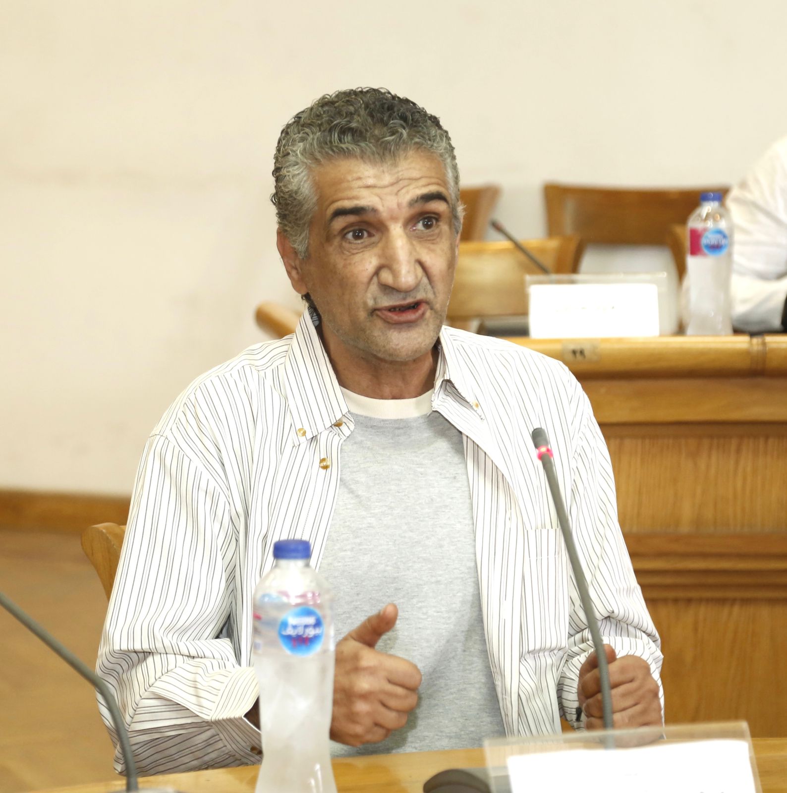 ندوة تأثير السوشيال ميديا على الكتابة للمسرح بالمهرجان القومى (2)