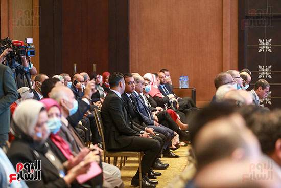 توقيع عقود ترسيه مشروع الربط الكهربائى (9)