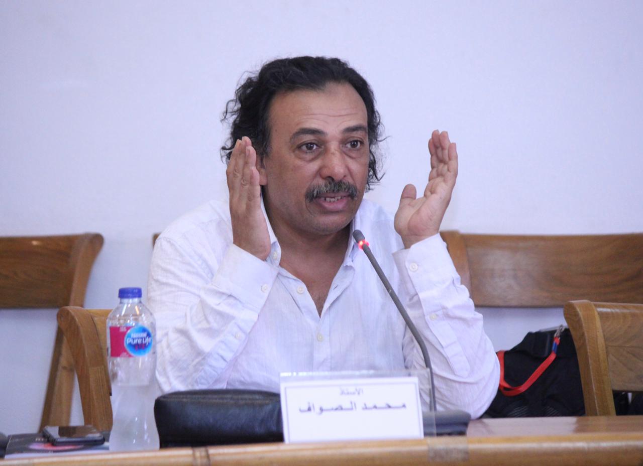 ندوة تأثير السوشيال ميديا على الكتابة للمسرح بالمهرجان القومى (3)