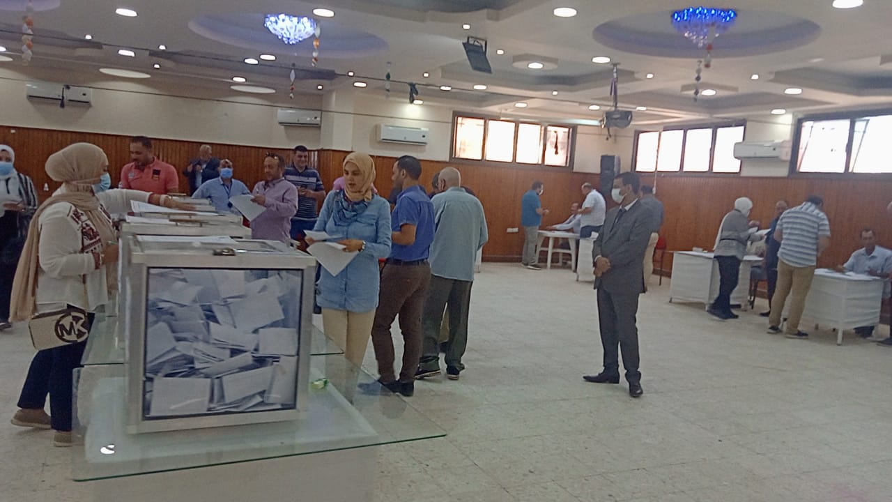 انتخابات التجديد النصفى لنقابة الأطباء بكفر الشيخ (2)