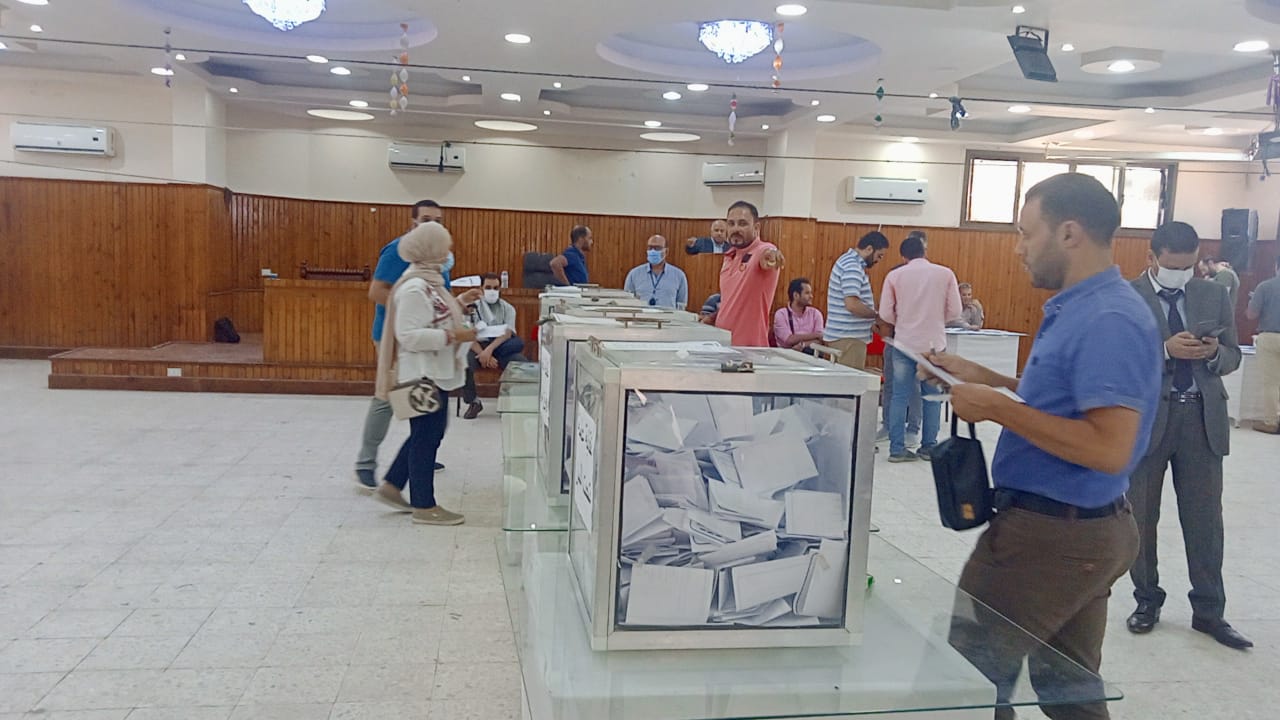 انتخابات التجديد النصفى لنقابة الأطباء بكفر الشيخ (7)