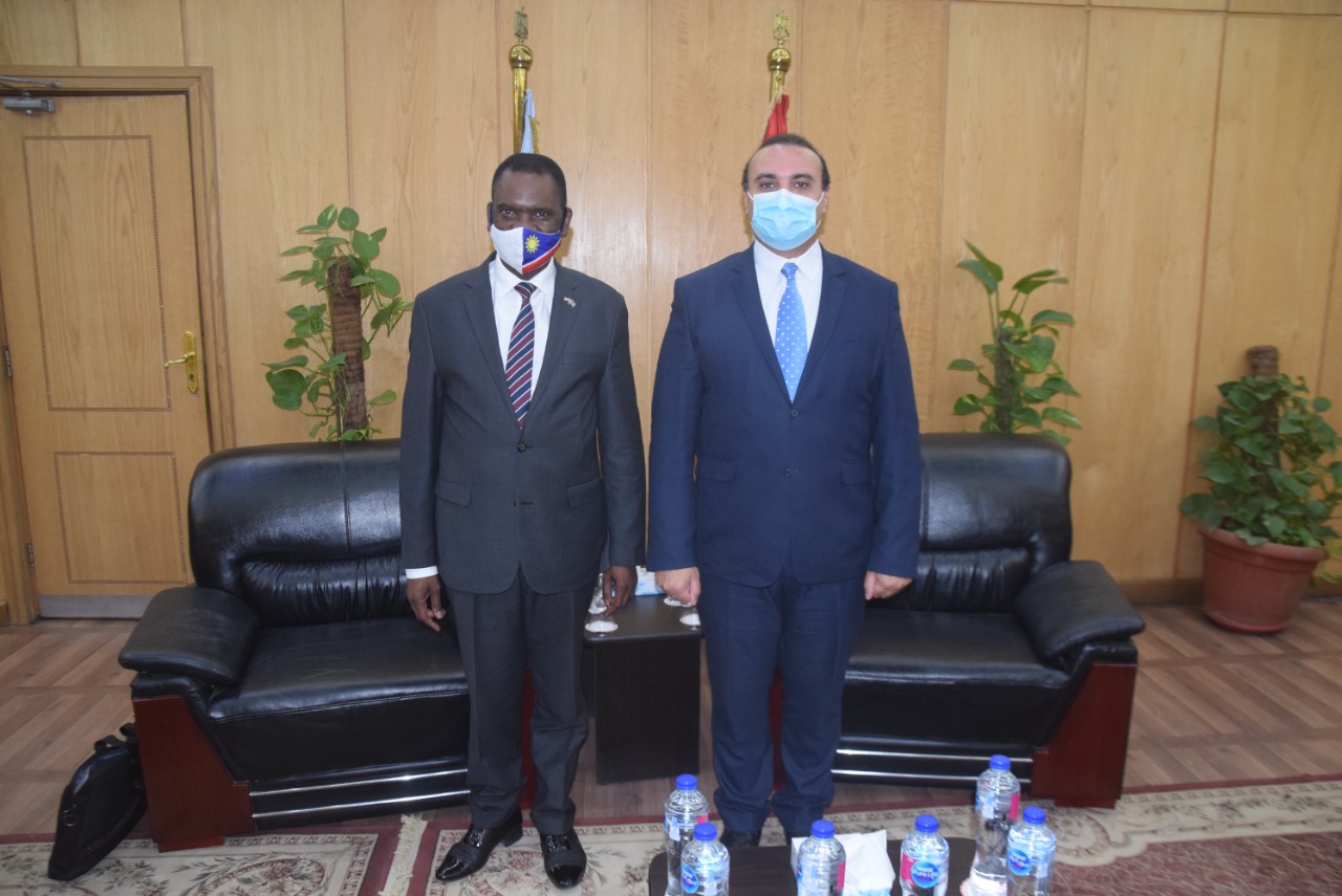 نائب محافظ الأقصر يستقبل سفير ناميبيا (5)