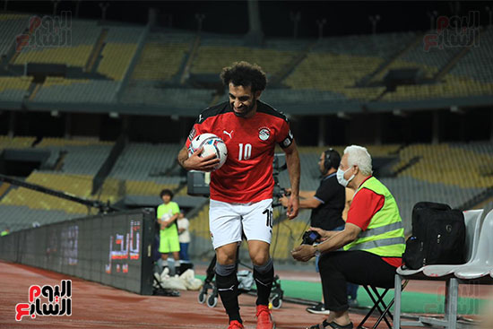 مباراة منتخب مصر وليبيا فى التصفيات المؤهله لكأس العالم (24)